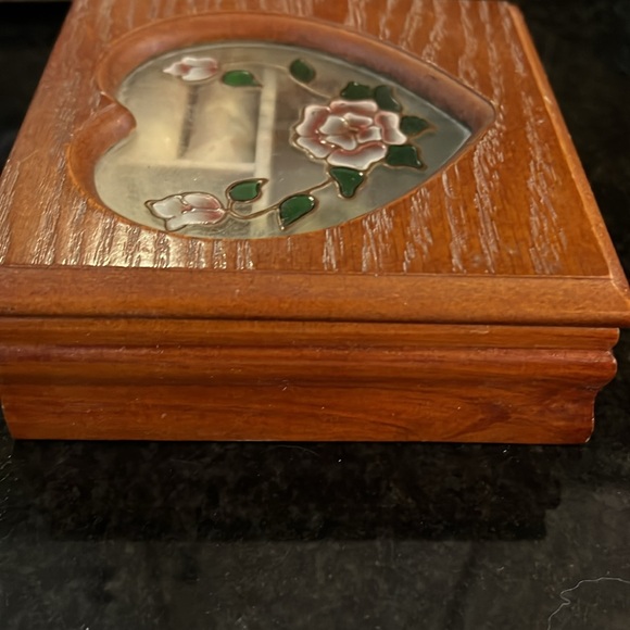 Vintage Jewelry Box - Picture 7 of 8